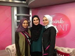 Sejak beberapa minggu lalu menerusi akaun instagram, bekas finalis dewi remaja 2018/2019, ernisha dilihat telah tampil dengan imej tidak bertudung. Dewi Remaja 2018 Ernisha