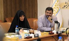 :::Noandish.com::: حضور الهام چرخنده در ستاد امر به معروف و نهی از منکر (عکس)