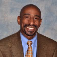 Albert Ferreira (@DigitalHealthAF)