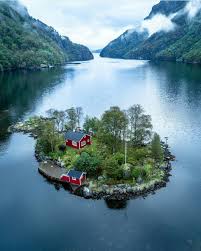 When It Comes To Epic Norway Truly Is The Place Of Origin For It S Meaning Skullybloodrider Beautiful Places Nature Small House