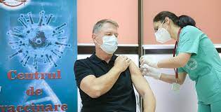 Biserica ortodoxă română este pregătită să dea o mână de ajutor în campania de vaccinare. Romania S President Gets First Dose Of Covid 19 Vaccine It Is A Simple Procedure It Doesn T Hurt Romania Insider