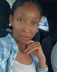 Jasmine Curry's Instagram, Twitter & Facebook