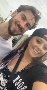 tee (@xtrateerestrial)