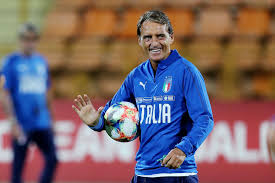 Juni, 21 uhr in rom) italien. Italien Steht Kurz Vor Der Em Qualifikation Roberto Mancini Macht Aus Wenig Erstaunlich Viel Sport Tagesspiegel