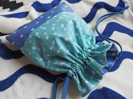 Un Pochon Pour Ranger Les Petits Maillots Mouilles Saxe