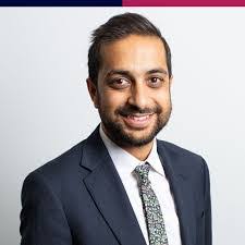 Amy Caple's Instagram, Twitter & Facebook