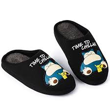¿los calcetines no son lo tuyo? Diez Mejores Zapatillas De Estar Por Casa Originales