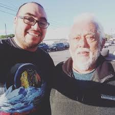 Ensenada perdió este día a su máxima leyenda de la narración beisbolera,  don Rogelio Escobar Zaragoza, todo un símbolo del micrófono en este puerto  y quien también formó parte de las transmisiones