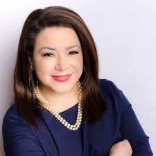 Kammy Webb's Instagram, Twitter & Facebook