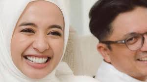 Cara laudya cynthia bella menyiasati pipi chubby. Laudya Cynthia Bella Engku Emran Divorced Metrotv