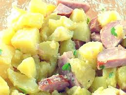 Salade Pommes De Terre Et Cervelas Recettes Recette Salade Pomme De Terre Salade Pomme Cervelas