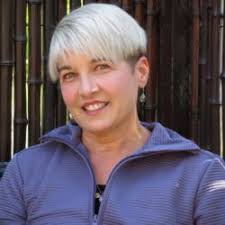 Rebecca Spear's Instagram, Twitter & Facebook