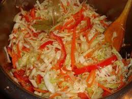 салат из капусты перца моркови и лука на зиму Marinovannyj Salat S Kapustoj I Percem Salaty Kulinariya Kvashenaya Kapusta