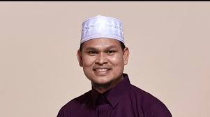 Jom malam ni kita ikuti sama2 ya, kelas talaqqi&tadabbur online.bersama ustaz @tirmizi_alihaji , ustaz @fazrul.ismail & ustazah @farhatulfairuzah. Ustaz Abdullah Khairi Fans Home Facebook
