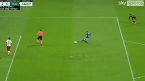 Aquí les traemos la información oficial proporcionada por la federación mexicana de fútbol de que equipos se enfrentan, fecha y horario de la jornada más reciente del torneo de guard1anes 2021 (apertura 2021) de la liga mx. Video Liga Mx Referee Turns Into Goalkeeper And Blocks Shot Going Into Empty Net