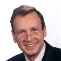 Francis Lang's Instagram, Twitter & Facebook