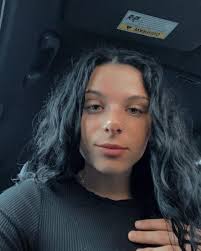 hi i'm besiana and i'm from ny. i'm majoring in biology at the florham  campus. i'm also a sneaker head.