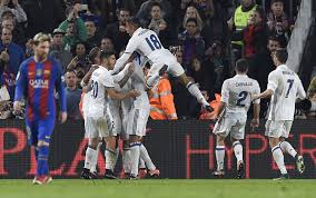 وضع ريال مدريد الاتفاقية في أيدي أجهزته القانونية لدراسة شروطها لأن لديهم شكوكًا جدية حول شرعيتها , و يختلف النادي الأبيض على الاتفاقية جوهرا و شكلا ، لأنه يرى أنه لم يتم إبلاغه مسبقًا بالموضوع. Ø±ÙŠØ§Ù„ Ù…Ø¯Ø±ÙŠØ¯ ÙŠØ®Ø±Ø¬ Ø¨Ù†Ù‚Ø·Ø© Ø°Ù‡Ø¨ÙŠØ© Ù…Ù† Ø§Ù„ÙƒÙ„Ø§Ø³ÙŠÙƒÙˆ Ø¶Ø¯ Ø¨Ø±Ø´Ù„ÙˆÙ†Ø© Rt Arabic