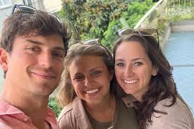 Couple love sperm donor so much they fly him to US and…