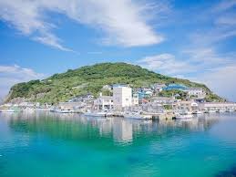 小呂島"初"食堂「よんじょい」がオープンしました！＠小呂校区】 西区地域支援課離島振興担当からのお知らせです(^^)/ 突然ですが、皆さんは、福岡市西区にある離島「小呂島（おろのしま）」ってご存じですか？ 小呂島は姪浜旅客待合所から市営渡船で約65分の玄界灘に ...