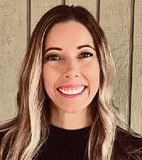 Erin Mann's Instagram, Twitter & Facebook