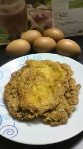Telur dadar padang seringkali jadi menu andalan dan pilihan utama saat makan di rumah makan padang. Namakucella Telur Dadar Rangup Garing