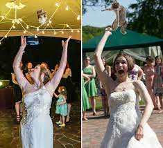 When it comes to your wedding bouquets, you want to have the perfect posies for your bid day! 15 Pictures Of Bridal Bouquets Replaced With Cats