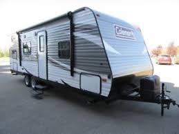 This travel trailer with bunk beds is the editor's pick for many reasons. Top 5 Best Quality Travel Trailers With Bunk Beds Rvingplanet Blog