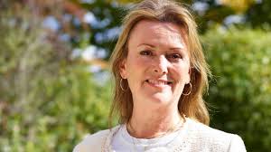 Tatti Lashes founders: 'We've got four GCSEs between us'