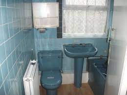 Below are 21 best pictures collection of old fashioned bathroom pictures photo in high resolution. New Ideas For Decorating An Old Bathroom