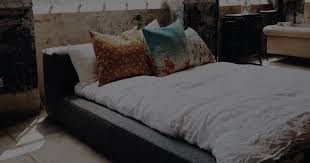 Caleb california king platform bed with storage $1,095. King Vs California King Complete Mattress Size Guide Comparison
