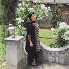 The recipient of numerous accolades, including a filmfare award and a national film award. Child Actress Zaira Wasim Age Personal Information Of Dangal Heroine Zaira Wasim Suhani Bhatnagar Ci Zaira Wasim Dress Clothes For Women Girls Dresses Sewing
