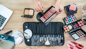 Jadi sekarang saya faham yang kenapa wanita perlu makeup. Periksa Dulu Sebelum Cantikkan Diri Alat Solek Pun Ada Tarikh Luput Tau Mode Mstar