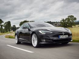 We've seen plenty of tesla model s 0 to 60 mph acceleration tests, but we've rarely seen tests of the car's top speed, which is advertised at 155 mph (250 km/h). Tesla Model S P90d 2016 Test Autozeitung De