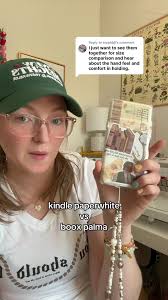 Difference Between A Kindle Paperwhite and A Books Palma