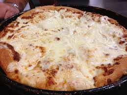 Large Ultimate Cheese Lover S Pizza At Pizza Hut Alfredo Sauce Tons Of Cheese Food Recipes Great Recipes