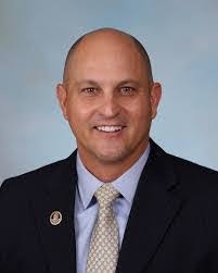 William Latour's Instagram, Twitter & Facebook