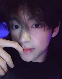 Los tweets más recientes de taehyung pics⚡️ (@taehyungpic). Violett Yks Resti On Twitter Taehyung You Are Perfect