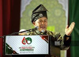 — picture by mukhriz hazim kuantan, june 23 — pas president datuk seri abdul hadi awang questioned today why some malaysians opposed islamic rule when some eastern countries accepted western ideas. Muktamar Pemuda Pas Telefon Bimbit Lebih Tajam Daripada Keris