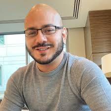 Fashion critic Eugene Rabkin described Loro Piana as "LVMH's Banana  Republic." I lol'd.