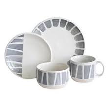 For formal dinnerware, a set made from bone china or porcelain is. Wellsbridge Dinnerware Mocha Lot Of Four Threshold Wellsbridge Stoneware Aqua 10 5 Scalloped Dinner Plates 40 00 Picclick Find Many Great New Used Options And Get The Best Deals