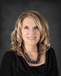 Lori Willman's Instagram, Twitter & Facebook