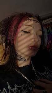 Wassup I'm Drew I been looking for a duo partner for a while or even more  ppl to just play with! I gotta mic, I play late at night and some during