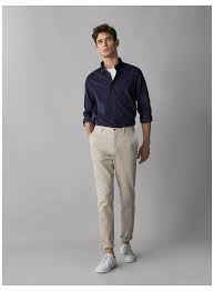Slim Fit Textured Weave Chino Trousers Men Massimo Dutti Trousers Outfit Men Trous Mens Pants Fashion Minimalist Fashion Men Men Fashion Casual Outfits