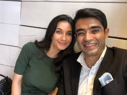 She is very composed and is very knowledgeable and asked all the right questions. Yalda Hakim On Twitter Great Catch Up With Dear Friend Jaiveershergill One Of India S Bright Young Political Stars