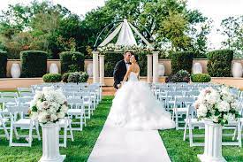 Universal Studios Wedding The Portofino Wedding Of Micaela And Vicenzo Orlando Wedding Planners Just Marry Orlando Wedding Orlando Wedding Planner Tuscan Inspired Wedding