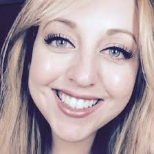 Elise Pereira (leesyrenee)