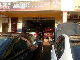 Pada tahun 1902 menyambut para penumpangnya di atas kereta dengan karpet karakter merah yang juga membantu memandu mereka menaiki kereta.senyum di depan anugrah motor bmw (1) jual accessories bmw (1) karpet karakter (1050) service ac bmw (1) service bmw (1) spare part bmw (1). Centroy Bimmers Bengkel Bmw Bangi Kajang Specialist Continetal Car