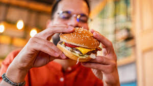 Red Robin sizzles 12% premarket