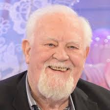 Alan Howland's Instagram, Twitter & Facebook